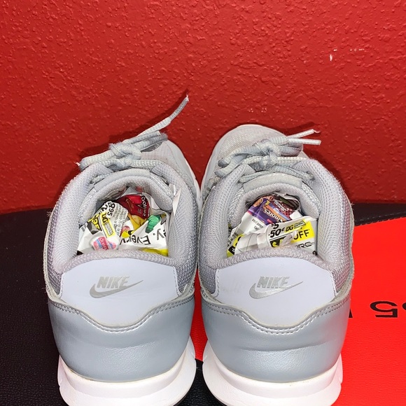 Women’s Nike Drive NM Running Sz 9 - Picture 5 of 6